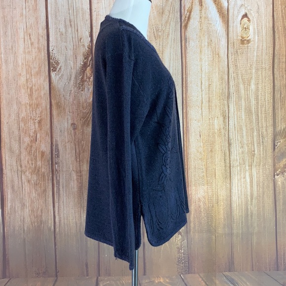 ➡️Annabelle Pullover Sweater Size M - Picture 3 of 4